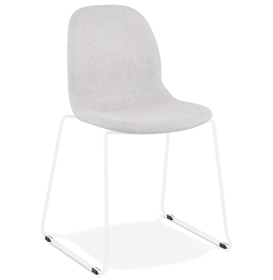 Chaise design empilable 'DISTRIKT' en tissu gris clair avec pieds en métal blanc vue1