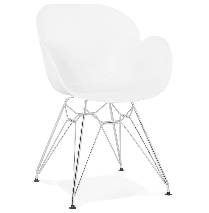 Chaise moderne 'UNAMI' blanche en matière plastique avec pieds en métal chromé vue1