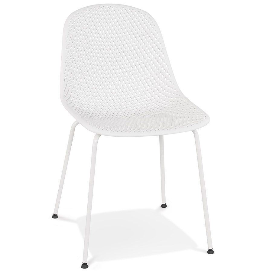 Chaise design perforée 'VIKY' blanche intérieure / extérieure vue1